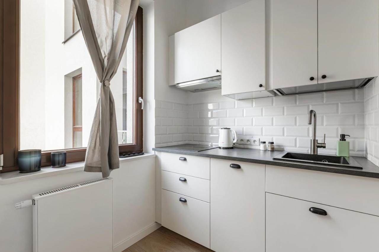 Homewell Apartments Zelazko พอซนาน ภายนอก รูปภาพ
